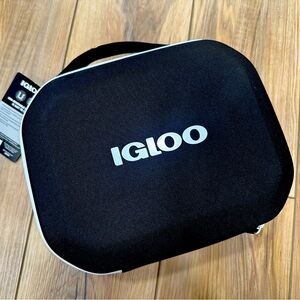 NWT IGLOO Black Lunch Box